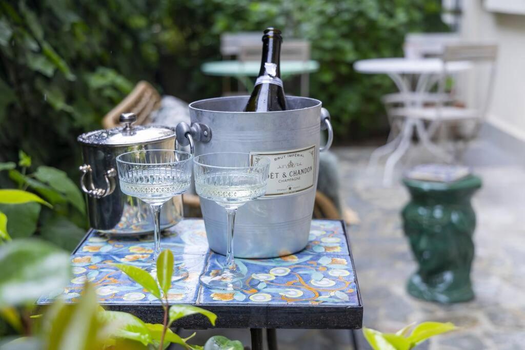 Luxury Bohemian Suite With Private Garden In Milan Bagian luar foto