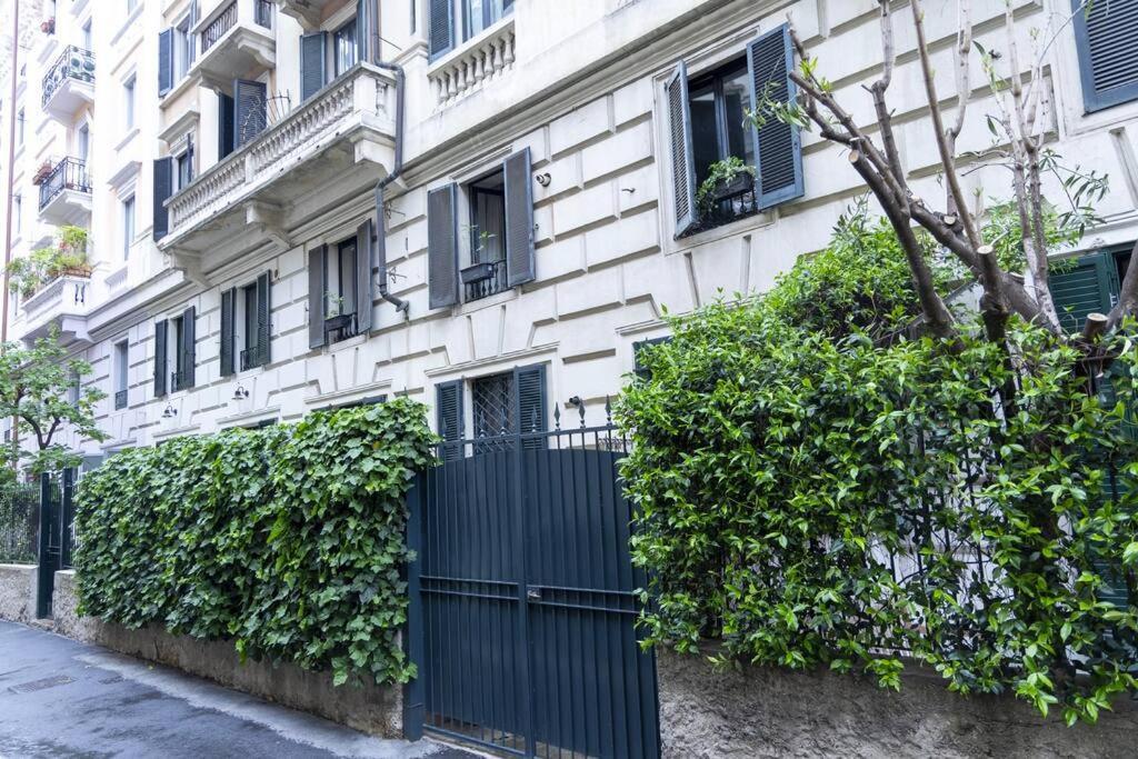 Luxury Bohemian Suite With Private Garden In Milan Bagian luar foto